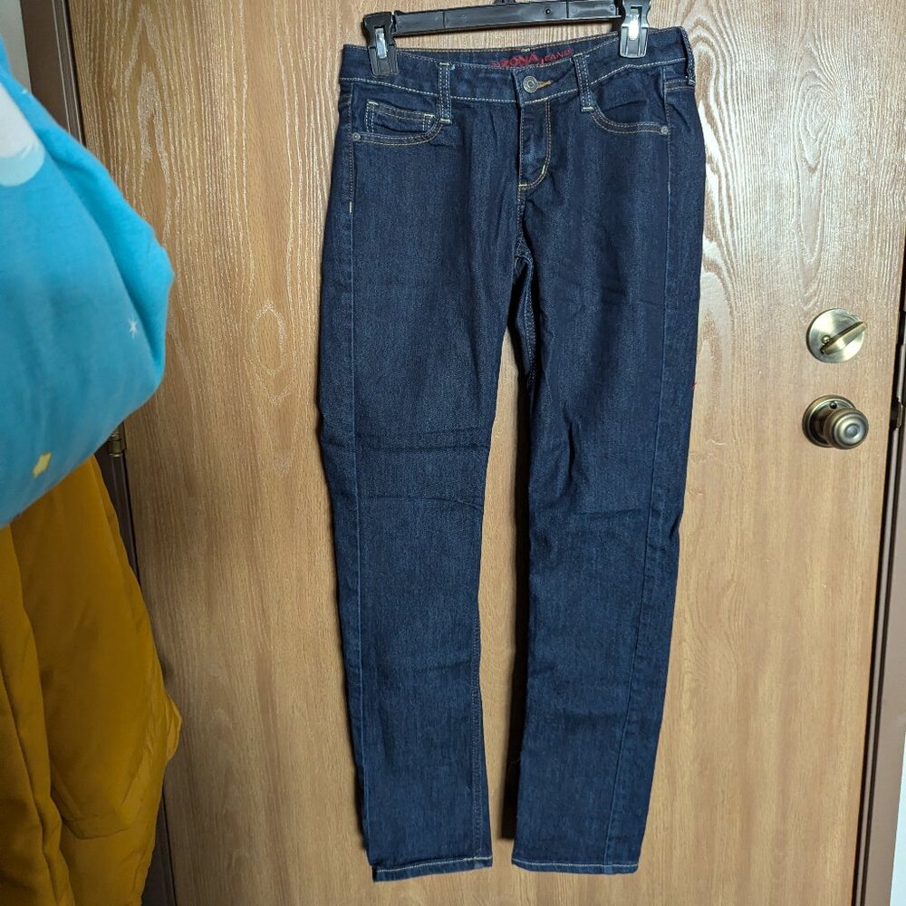 Arizona Jean Co denim blue jeans, juniors 7